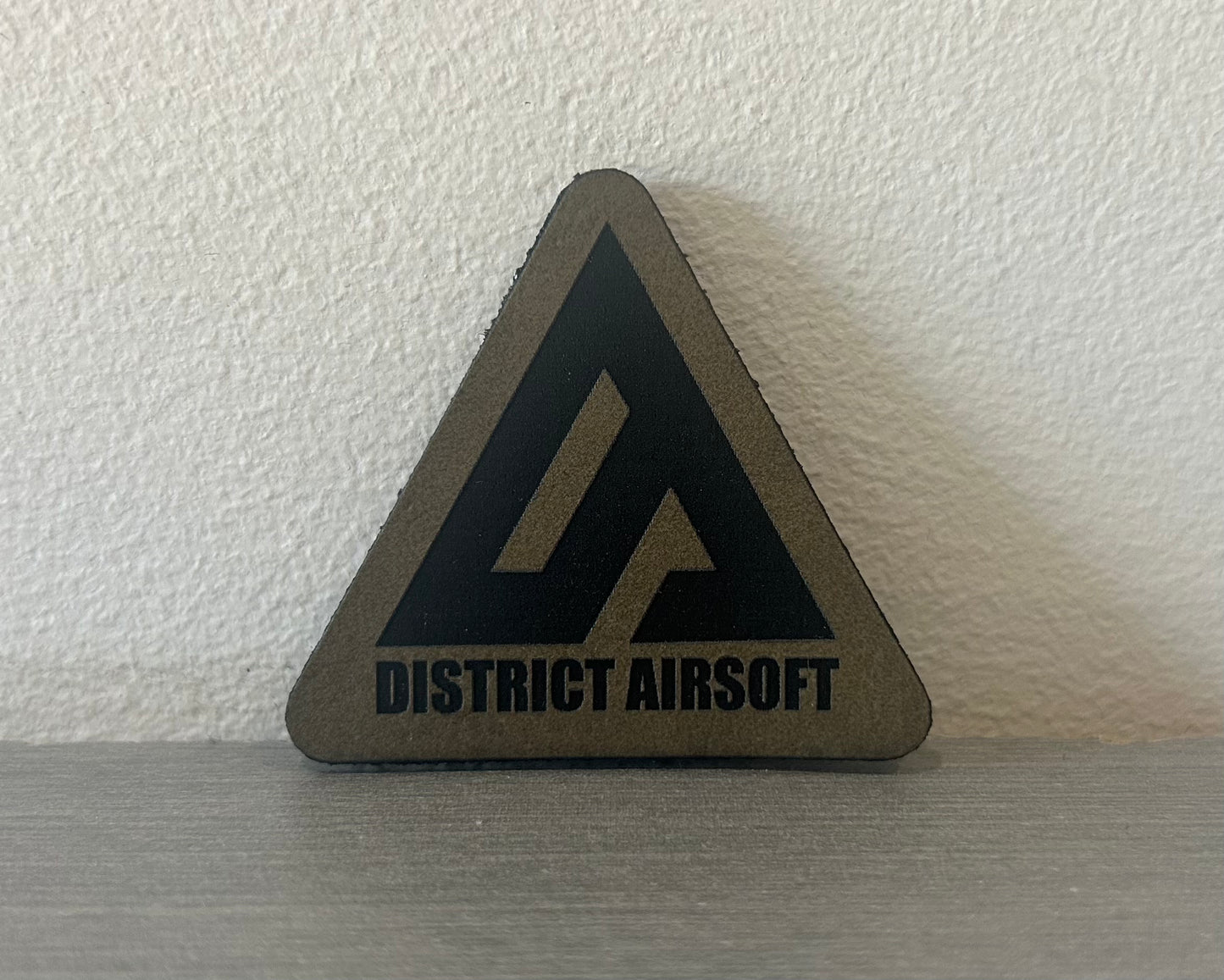 PATCH DE CUIRE DISTRICT AIRSOFT