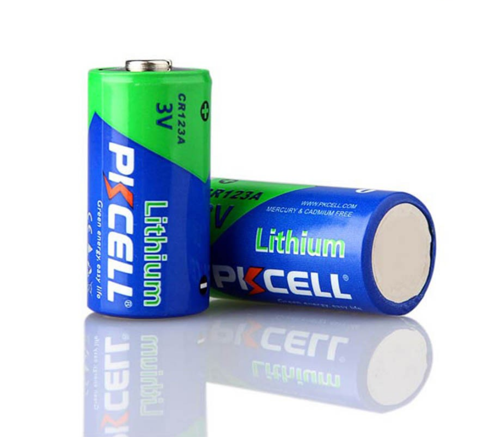 Pile cr123 PKCELL lithium 3V bleue et verte idéale pour appareils électroniques