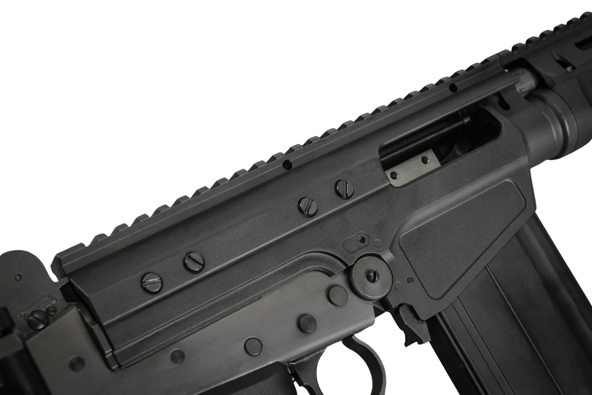 Détail du récepteur et chargeur du GBBR VFC lar osw en métal noir