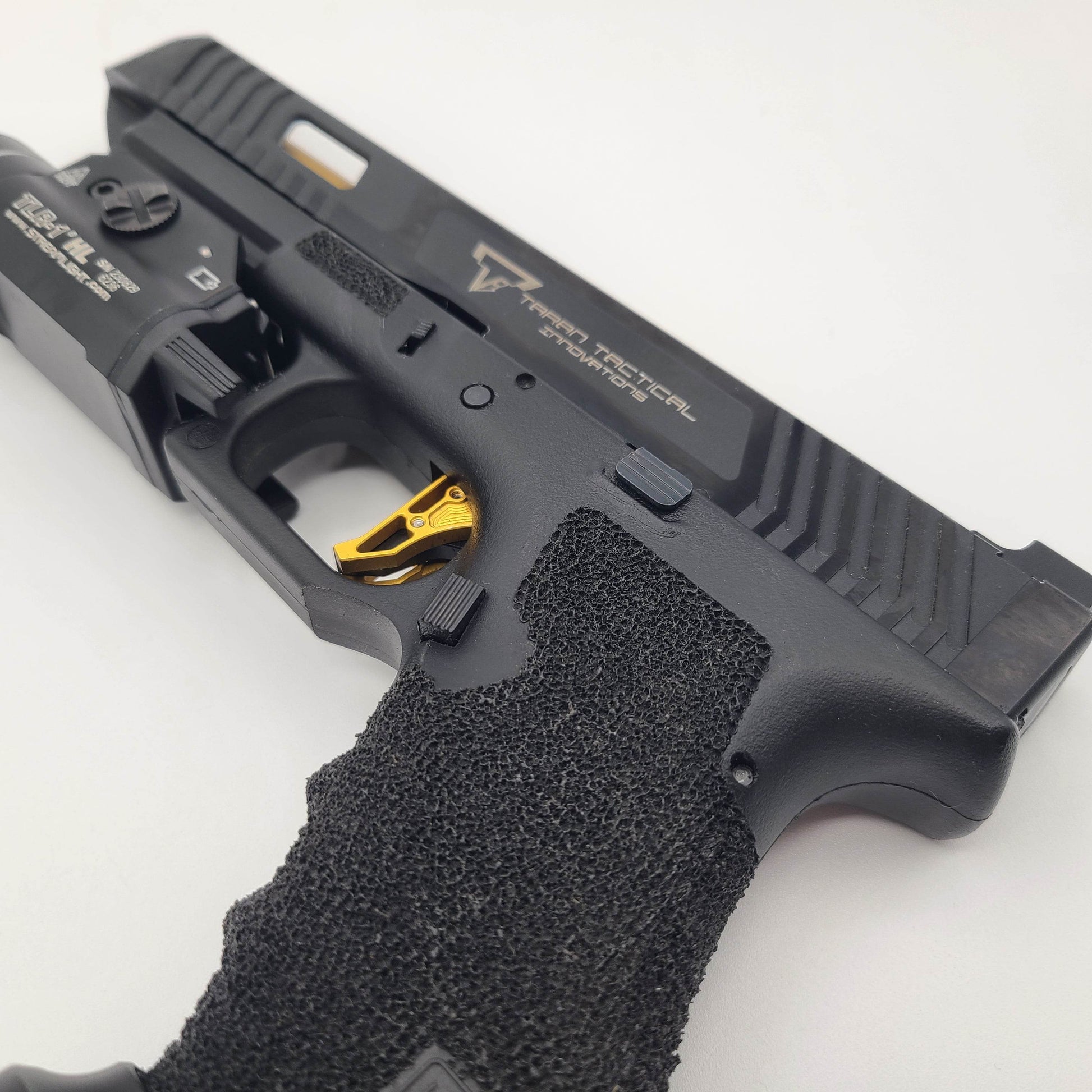 ARMY ARMAMENT GLOCK 34 TTI COMBAT MASTER + 3 CHARGEURS - DISTRICT AIRSOFT